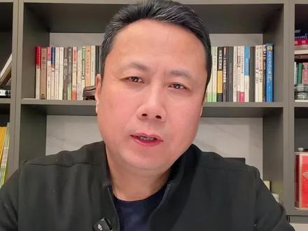 16岁以下禁用自媒体,多国立法让孩子远离算法驯化,你赞成吗? 你家孩子每天刷手机多长时间?说实话,靠咱们家长和孩子自律,真的拼不过社交媒体的算法!
#真实生活分享计划 #万粉扶持计划 #财经#教育#青少年教育
