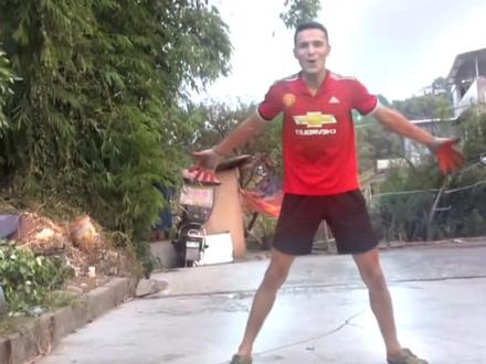 “我什么都会 等我赚到钱了 我想进国家队”#C罗#农村的罗 #c罗
