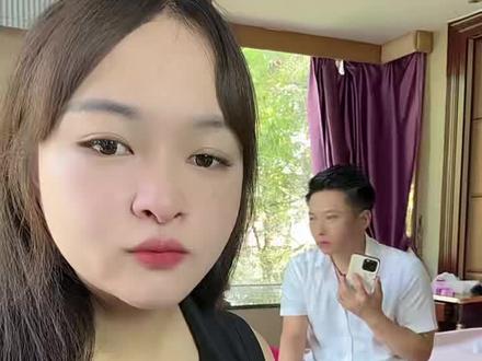 谁来都没有用,这💰我是不可能拿出来的,除非你们去走个正常程序,刘大壮该给多少,我就给你多少,@胖妞爱表哥