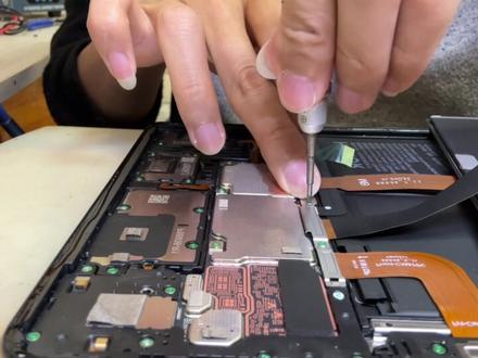 荣耀平板x8pro 更换屏幕总成#手机维修 #日常换屏 #维修小技巧