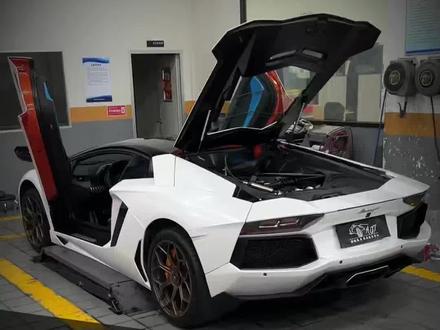 究竟是什么情况?兰博基尼大牛竟然尿裤子了?#兰博基尼 #兰博基尼大牛 #兰博基尼维修 #超跑豪车维修服务