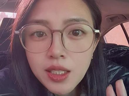 拼多多鼠药报纸包蔬菜事件,到底谁来负责#上热搜 #拼多多 #就想说点大实话 #热点 #讨论