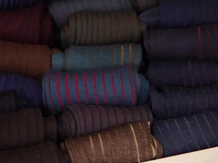 正装男的冬日SockToor
#绅士袜 #长筒袜 #男士丝袜 #正装男