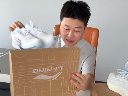 一上脚老轻快老得劲了,透气性也特别好,完全不用担心会闷汗#李宁#赤兔8#跑鞋#运动鞋#跑步鞋
