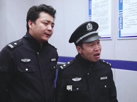 董叔终于想起他的抖音密码了,这次不一般,他俩把董叔抓了......