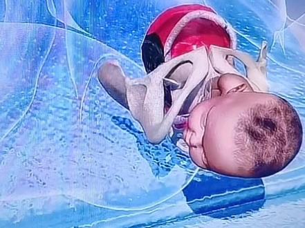 3D演示分娩过程,睁开第一眼看世界。#手机摄影 #科学 #涨知识 #产妇