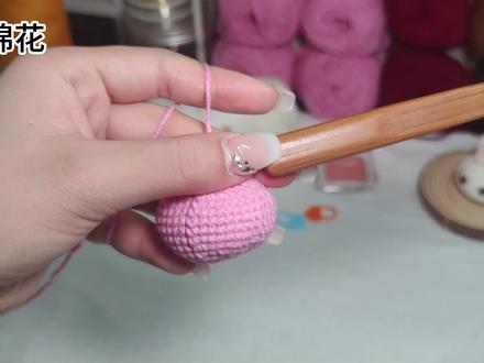 【钩针】光遇小兔子教程(五)
#钩针 #钩针教程 #光遇 #手工 #创意礼物