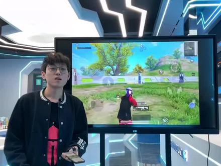 非常基础腰射技巧,预瞄点、爆头线、跟枪是腰射最重要的三个点#和平精英教学