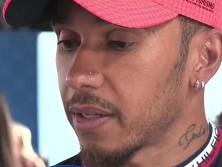 汉密尔顿匈牙利站赛后采访:我的发车确实没有潘子做的好【中字】(来源:skysports 翻译:F1ZONE)#汉密尔顿 #刘易斯汉密尔顿 #f1汉密尔顿 #f1匈牙利站 #匈牙利大奖赛