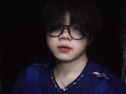 咬人的仓鼠究竟从何而来? 问我视频里咬人的仓鼠到底是从何而来?除了被鳄鱼吃掉,它还有其他解决方法吗?#仓鼠 #金丝熊 #鳄鱼 #萌宠出道计划 #神奇动物在抖音