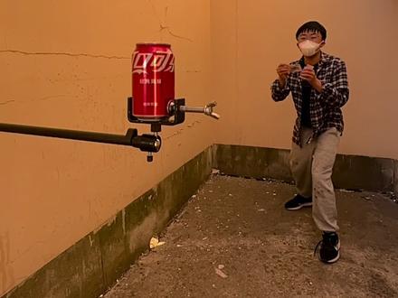 扑克飞镖教学 演示帅爆了!#飞镖 #飞牌 #扑克牌
#技术 #教学