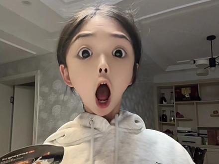 我饮酒 点孤灯#我饮烈酒点孤灯#碰到好吃的我就这样#火鸡面#美食#猎奇