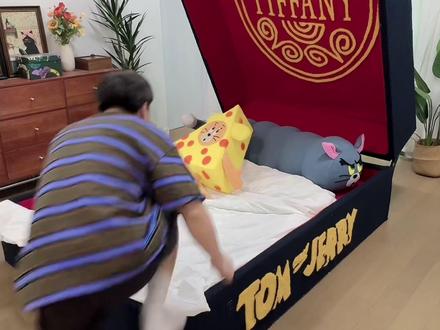 没见过这么离谱的手工博主 #手工diy #动漫照进现实 #年度总结 #海绵宝宝 #猫和老鼠