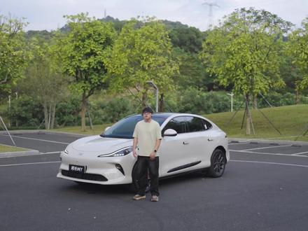 带你看透智己车身结构有多安全