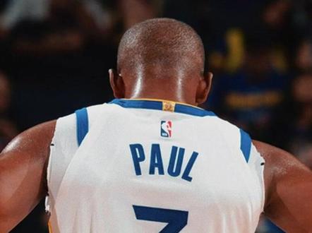 保罗退役!快船冷处理,猛龙却成最后体面?#保罗退役 #快船争议 #NBA热点 #篮球故事 #致敬传奇