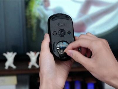 鼠标接收器坏了不要直接扔鼠标,把盒子一起扔了,节约一个垃圾袋!#罗技 #鼠标 #涨知识 #游戏外设