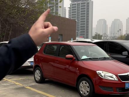 想买高配却被低配冒充欺骗?教你如何维权! #二手车 #事故车 #退一赔三 #法博士 #消费者权益