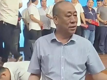 员工把他当老板,他拿员工当父母!#崔培军 #好老板 #企业家精神