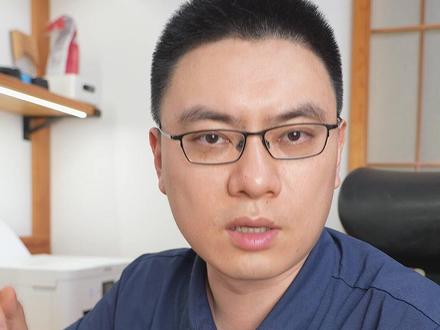 手把手教你制作,现在爆火的可交互课件! 我们80后真是见证着教学课件的发展史,从一开始的胶片投影仪,再到后来的PPT,再到现在的可交互课件。今天就教大家,如何制作一个可交互的整节课的课件!#飞象老师 #互动课件