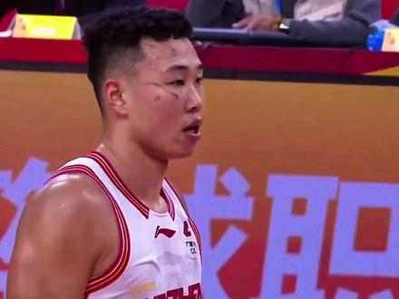 幸得马布里亲传,被克拉克森刺激苦练跳投!贺希宁用努力感动运气 #贺希宁