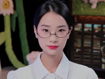 猫咪嘴里天天发电报,到底在偷偷联系谁呢#猫咪的迷惑行为 #猫咪日常