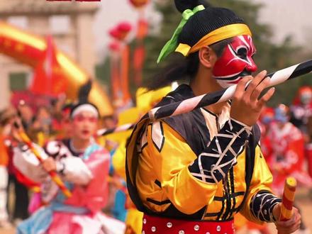 🔥 2026全球蔡氏祭祖大典!潮汕英歌赴中原之约 扬英歌雄风,传宗族文脉!📣
什石洋英歌队将于2026年3月21日-22日
奔赴河南省上蔡县蔡明园
参加2026年全球蔡氏祭祖大典文化展演!
刚劲英歌舞,铿锵祭祖情✨
非遗风采遇上中原根脉
共赴一场跨越千里的宗族之约
诚邀全球蔡氏宗亲莅临观礼
共襄盛典,共叙乡情!
#蔡氏祭祖 #潮汕英歌 #根亲文化 #上蔡 #河南dou知道