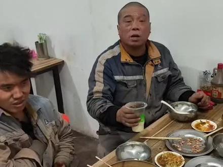 时隔一年半载,我们再听一听这首歌,游戏人间,永远的经典#农民工 #靓仔2毛 #翻唱 #经典老歌 #上热门