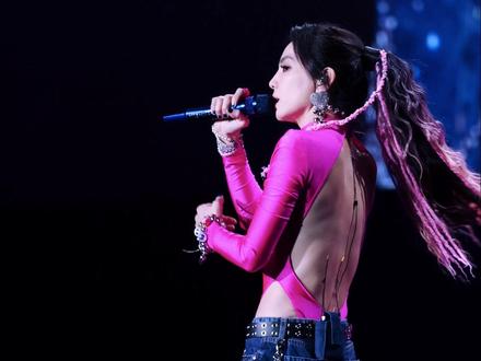 Ella独战《中国话》绕口令封神!一个人唱出千军万马 #陈嘉桦 #中国话 #陈嘉桦西安演唱会直拍现场 #ella #ella陈嘉桦