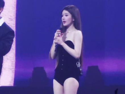 #赵露思 露思说之后rdd会开设一个全免费的宠物公益,一直不忘初心!
