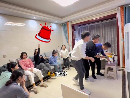 #现在就出发 #狼人杀 #朋友聚会 狼人被逮个正着!刚开始玩,又菜又爱真好玩儿✌🏻️