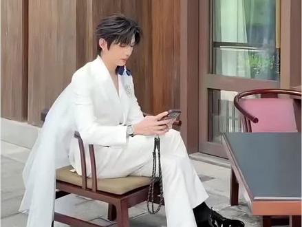 云旗&郝熠然VOGUE红毯✨时尚双子星降临‼️ #云旗 #郝熠然 #男明星 #VOGUE山谷假日