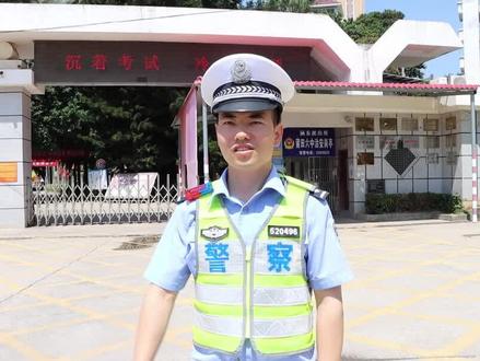 莆田交警全力护航高考!#高考加油 #交警铁骑