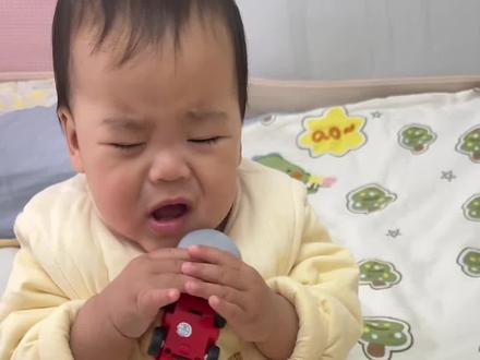 冷漠无情的家伙#宝宝听歌 #乌兰巴托的夜 #乌兰巴托的夜翻唱 #今日份小可爱上线营业啦 #宝妈日常