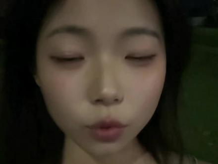 女生要的是每天陪她聊天的而不是打扰她的#追女生 #恋爱技巧 #和女生聊天 #聊天话题 #直男必看