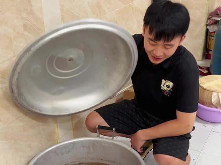 为什么我熬不出奶白色的牛骨汤呢#记录摆摊生活 #创业vlog #创业日记 #生活vlog日常记录 #男孩子要努力啊