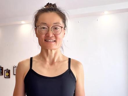 早上最好的运动是什么?坚持这几个动作,巨有用。20min跟练版来啦#居家锻炼 #养生操#自律遇见更好的自己 #汗水不会辜负你 #古法健身