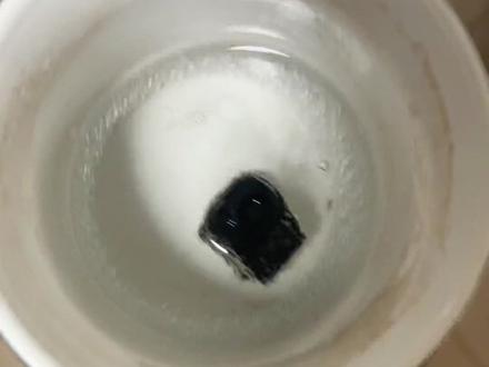 用雪碧清洗篮球裁判哨子,学到了吗#篮球裁判 #清洗哨子
