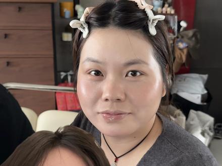 一万三的底妆不是白学的!!!! #跟着胡楚靓学化妆 #底妆 #化妆教程