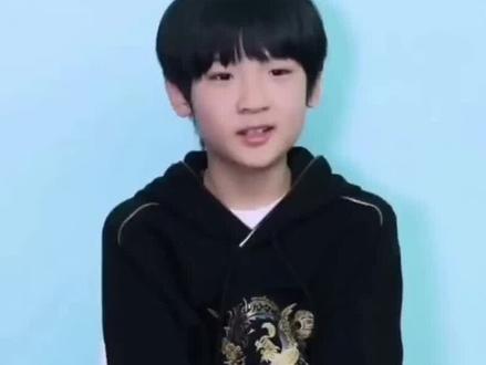 张极张峻豪现身悉尼街头#这是个真实的事情 #一般人不告诉他 #互联网资讯