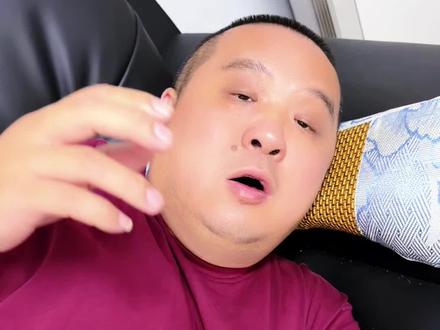 给还是不给咧?#喜子来了 #喜子工作室 #武汉人