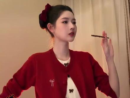 #王玉雯敖瑞鹏两大抽象赛道的王者 抽象界颤抖吧你们最严厉的父亲和母亲来了 #王玉雯 #敖瑞鹏#和平精英#抽象