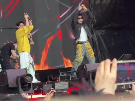 “如果有一天活死人死了,在旁边摆上老子灵堂” 他超爱😭#活死人2026cypher #杨和苏keyng #太空奇缘音乐节 #活死人walkingdead #超燃live现场 @杨和苏KeyNG