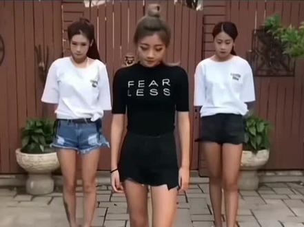 她摇出40亿,竟然才26岁#祖师奶 #小伊伊