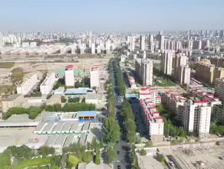 看完视频,你会觉得酒泉像大都市吗?咱们酒泉市的汉唐风是不是很有特色呢?#酒泉房产#酒泉 #抖音房产创作者 #航拍 #城市建设