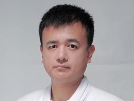 #儿童甲流高烧反复不退怎么办 #宝宝发烧 #儿童用药 #儿科医生齐利峰 #硬核健康科普行动 宝宝吃了退烧药,不到4小时又烧起来,怎么办?能吃另一种退热药吗?