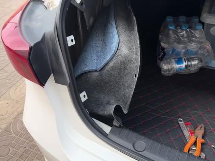 如何自己动手更换后尾灯灯泡#逸动plus