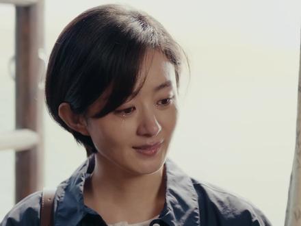 李秋萍遭受爱情事业双重打击,郑德诚被带走后带病主持大局#小城大事 #解说