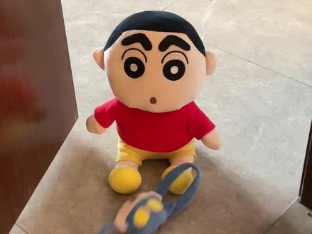 小新起床上学咯~#蜡笔小新 #玩偶 #也太可爱了吧