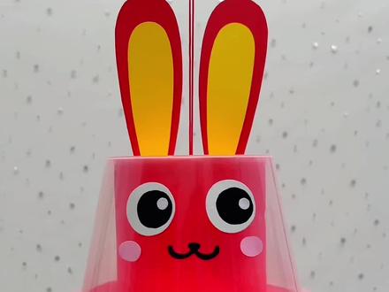 2023兔年到了,外卖盒别丢,和宝贝一起做个小兔子灯笼吧,过年好喜庆呀#新年手工#手工灯笼#废物利用#亲子手工#幼儿创意手工