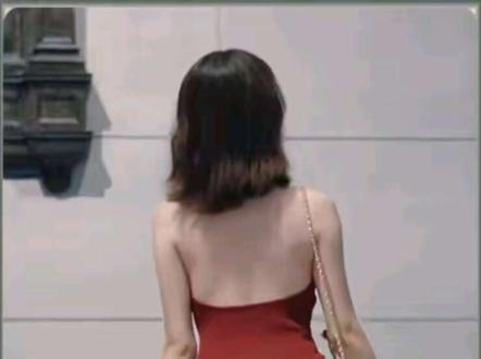 恋综清醒的男人,却一心想逃离那令人窒息的地方 #势均力敌的我们2 #综艺 #恋综 #伊小凡